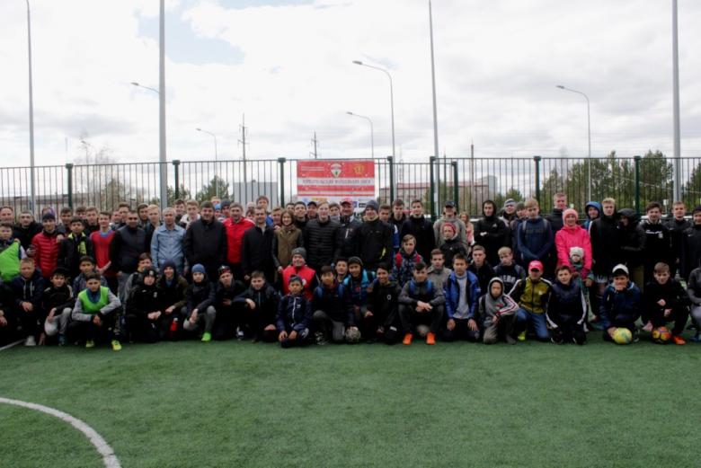 В Тюмени стартовала Комсомольская Футбольная Лига, посвящённая 100-летию ЛКСМ РФ