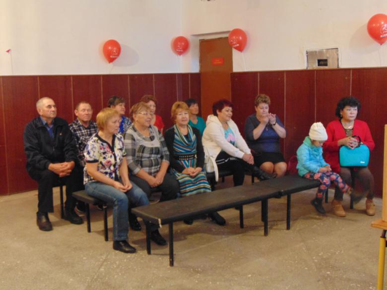 Накануне  празднования  100-летия Великого  Социалистического Октября в  Ярковском районном отделении КПРФ  произошло  значимое 