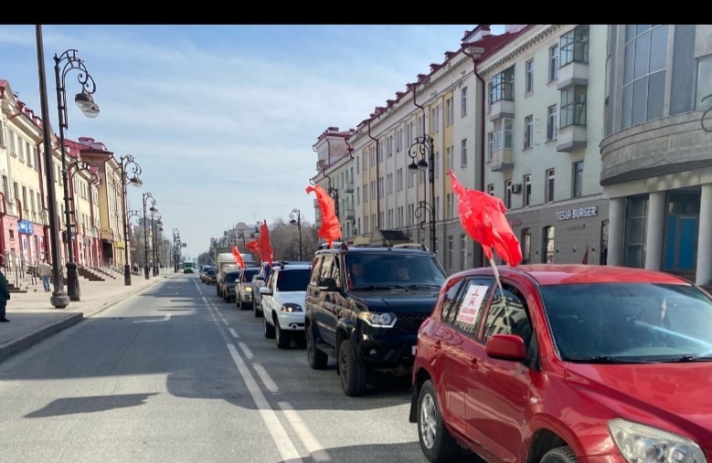 В Тюмени прошёл автопробег в поддержку Вооружённых Сил России