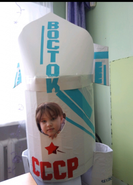 тобольск2 Активисты женского движения провели детские мероприятия в честь дня космонавтики